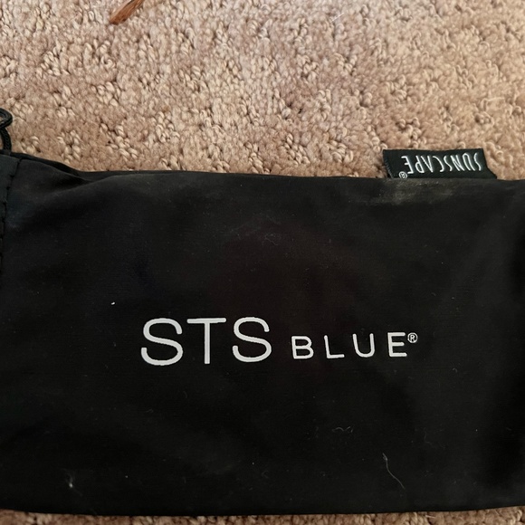 Sunscape  STS Blue Sunglasses UV400 (Women's) - Picture 4 of 5